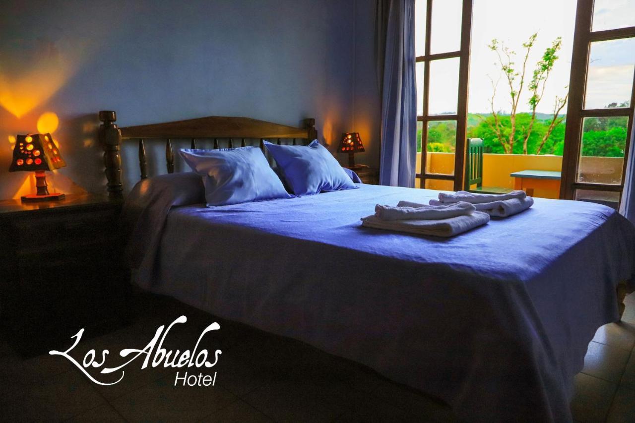 Hotel Los Abuelos El Soberbio Eksteriør billede